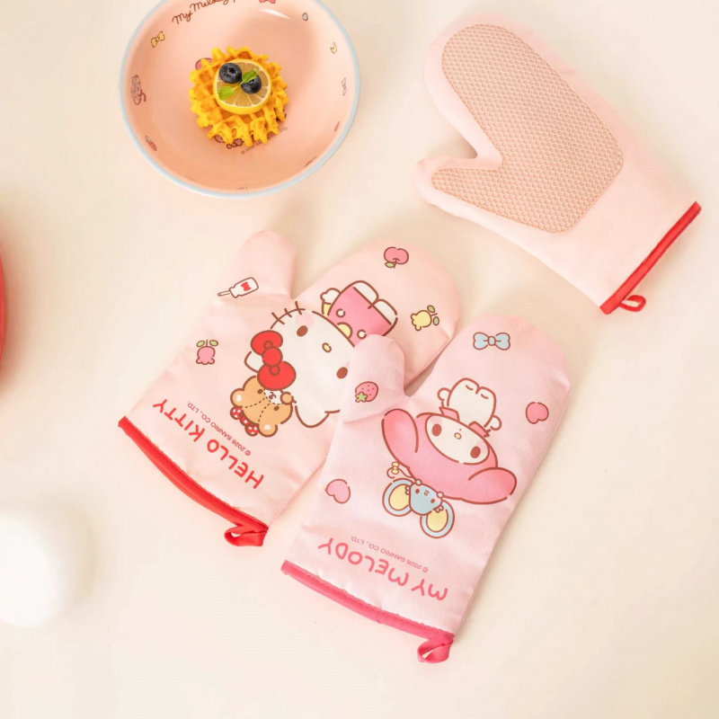 ถุงมือซิลิโคนเฮลโล คิตตี้ คุโร - Oven Mitt Silicone บทวิจารณ์และราคา
