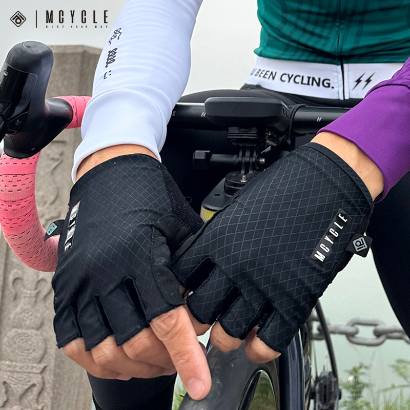 ถุงมือขี่มอเตอร์ไซค์แบบครึ่งนิ - Cycling Glove Padded บทวิจารณ์และราคา